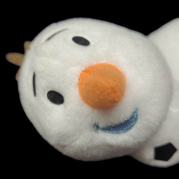 DISNEY FROZEN 2    5" OLAF WITH RED LEAF ACTION: SLIDING DOWN THE MOUNTA… - Picture 2 of 7